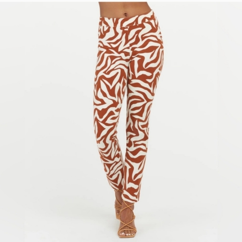 NWT || SPANX || sz med, rust and cream animal print, crops, pants, stretchy